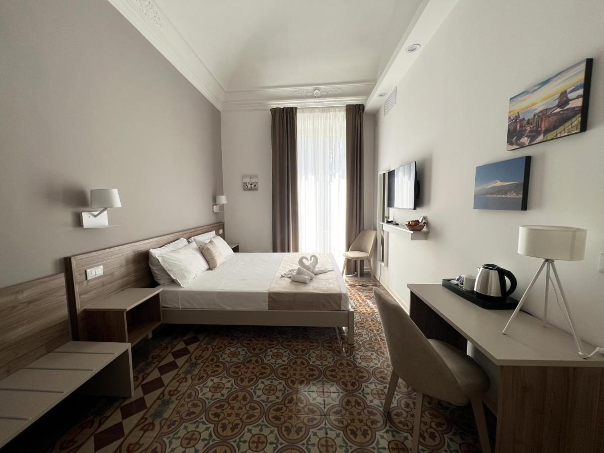 Nove Volte B&B Catania-Fontanarossai nemzetközi repülőtér Kültér fotó